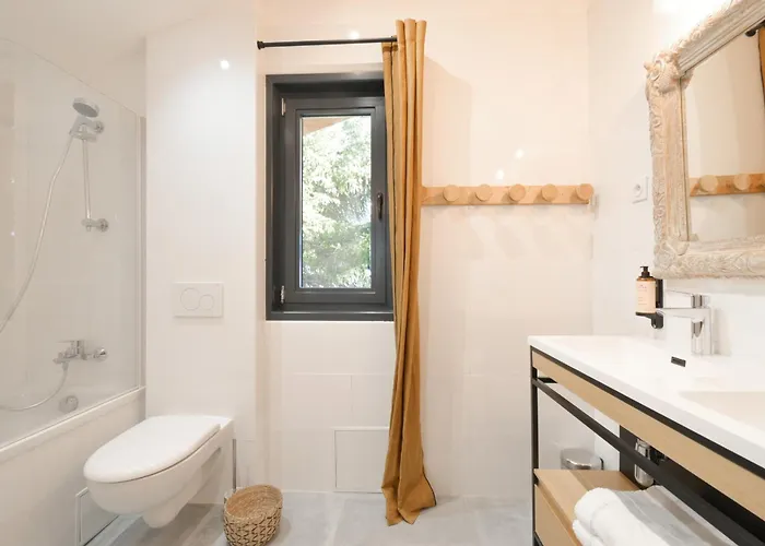 Avec Piscine La Plagne-Tarentaise