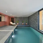 Avec Piscine *