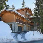Chalet Avec Piscine *
