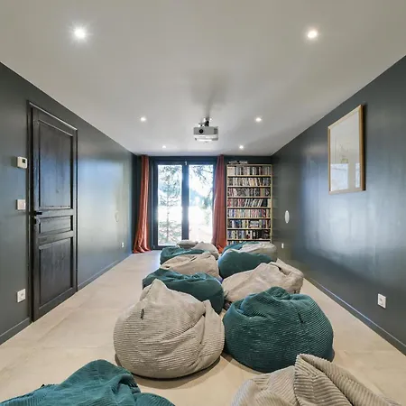 Chalet Avec Piscine *
